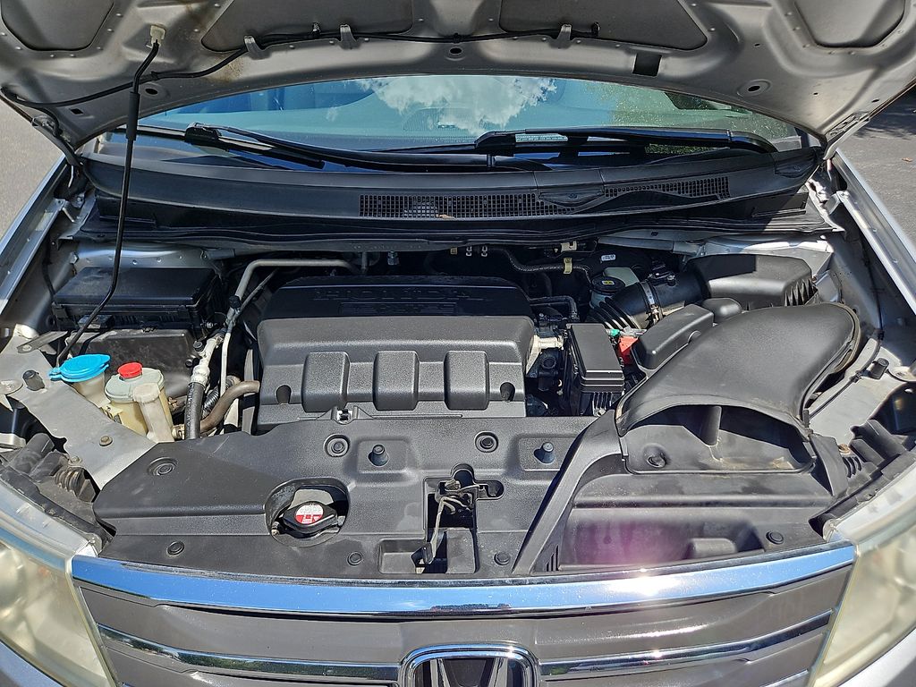 Thumbnail: 2012 Honda Odyssey - 9