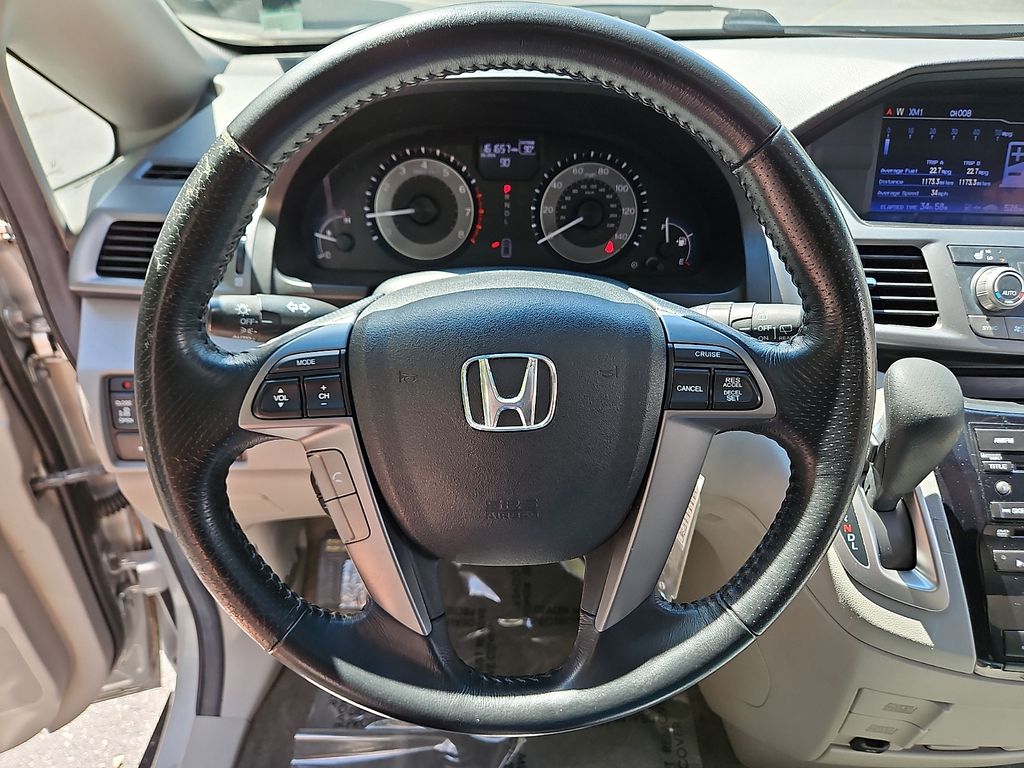 Thumbnail: 2012 Honda Odyssey - 10