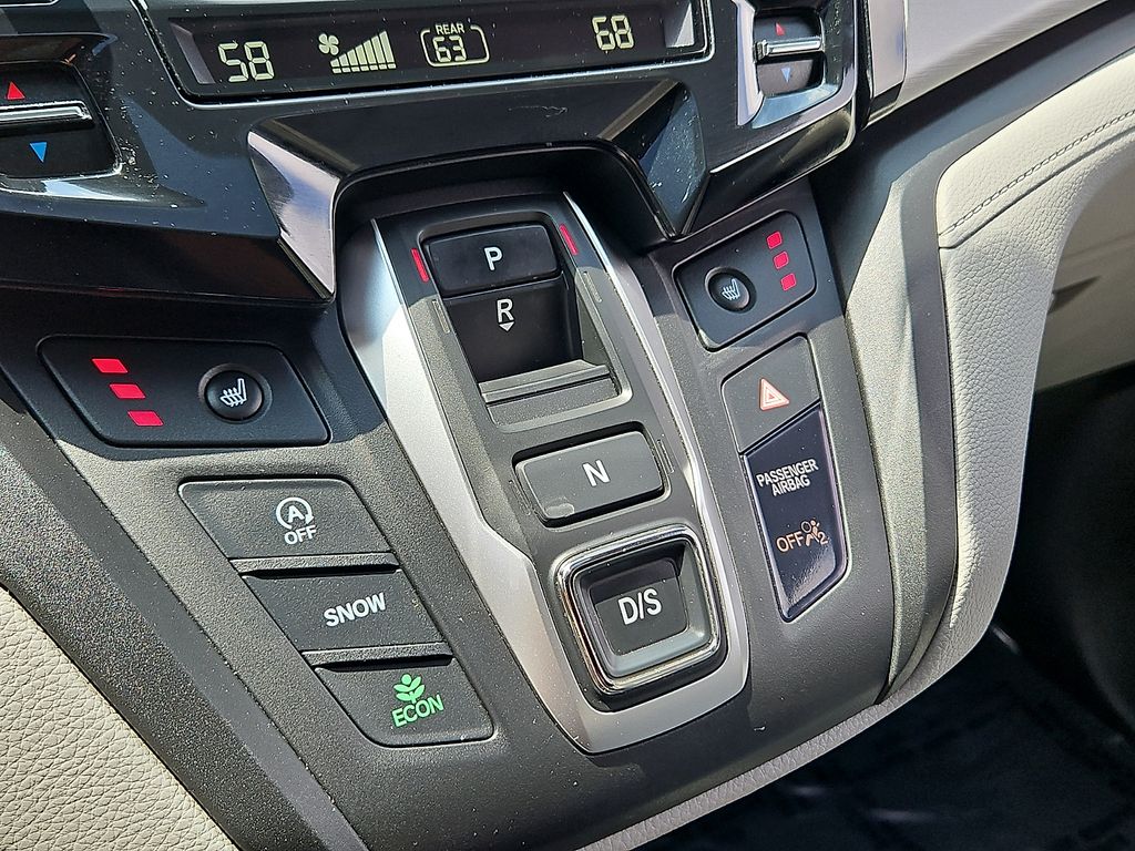 Thumbnail: 2023 Honda Odyssey - 24