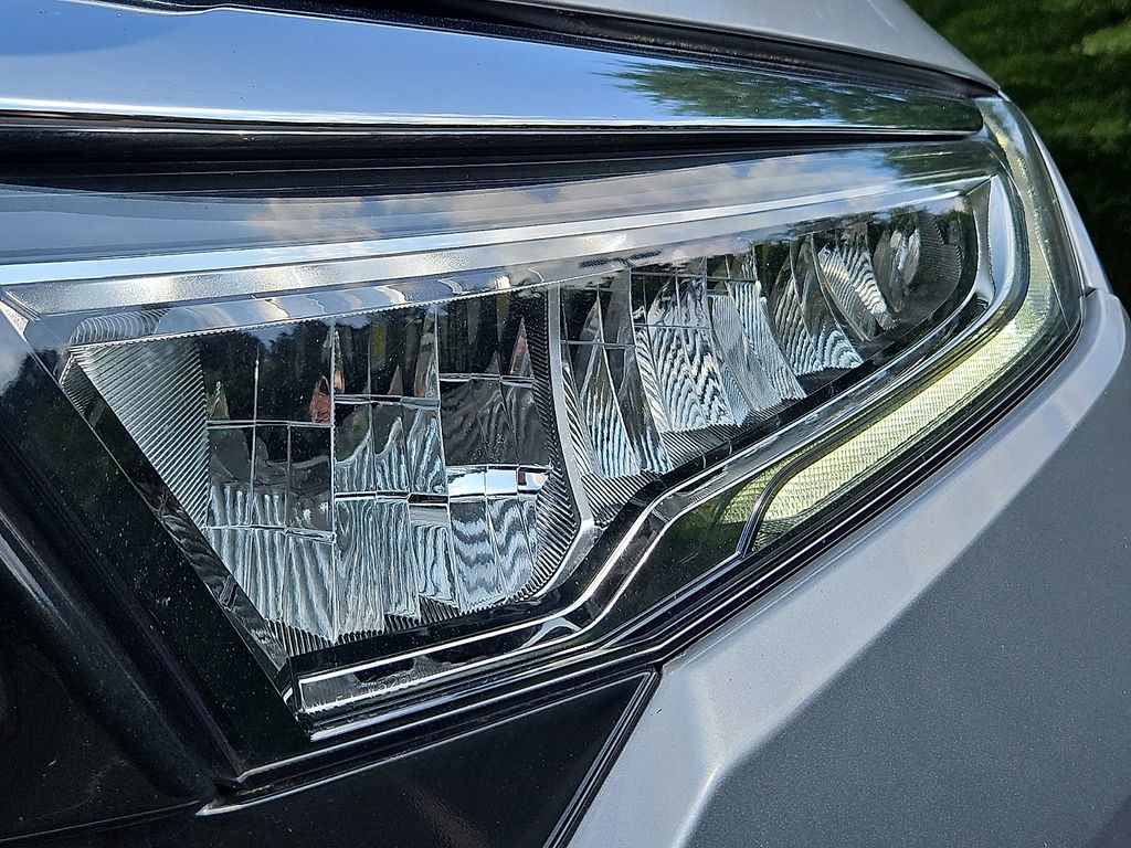 Thumbnail: 2023 Honda Odyssey - 19