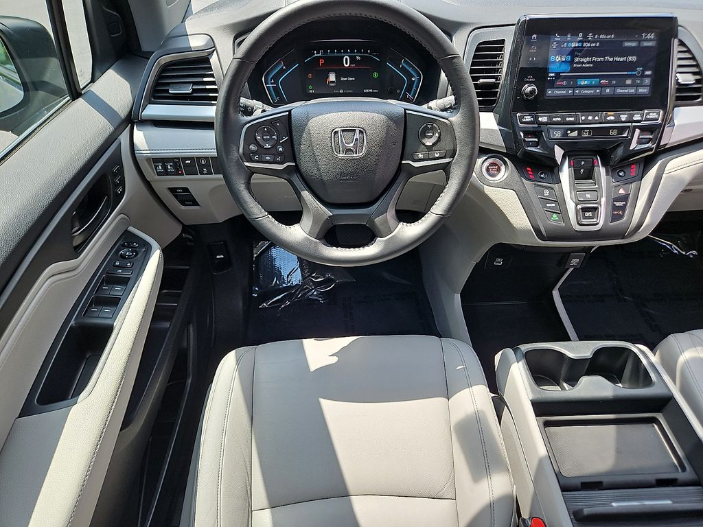 Thumbnail: 2023 Honda Odyssey - 2
