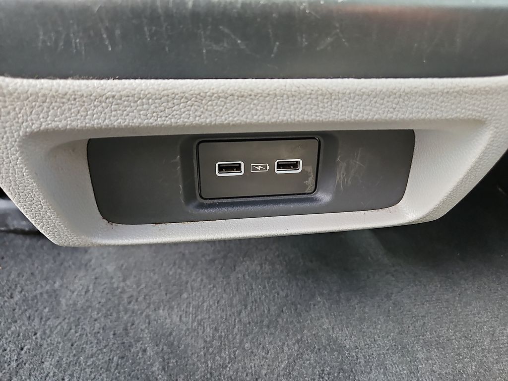 Thumbnail: 2023 Honda Odyssey - 20