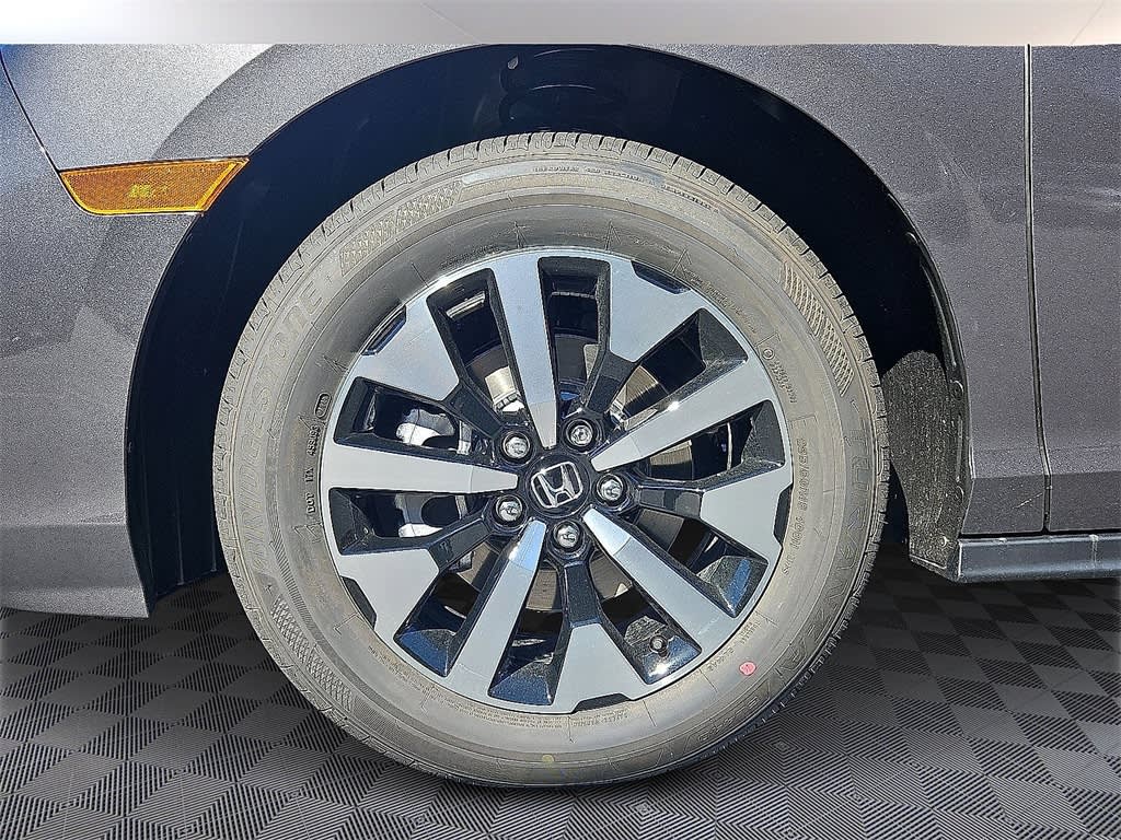 Thumbnail: 2026 Honda Odyssey - 5