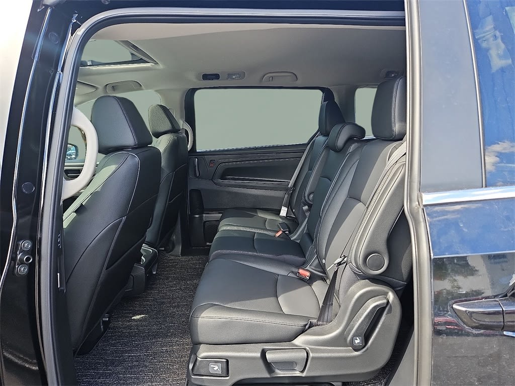 Thumbnail: 2026 Honda Odyssey - 8