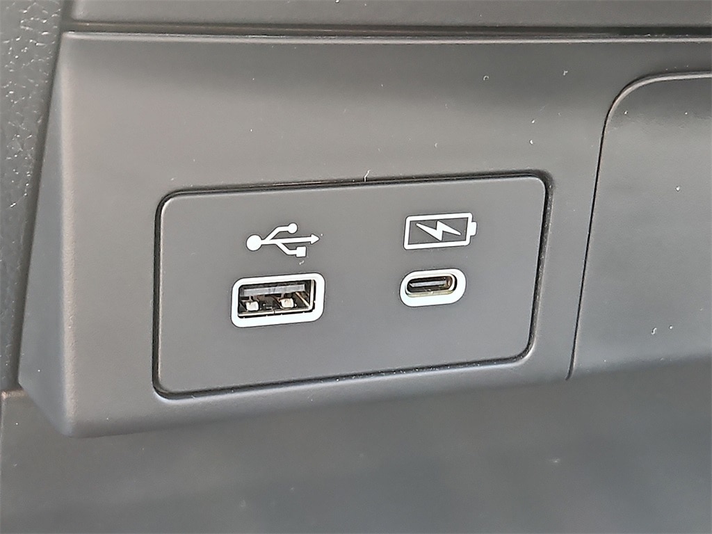 Thumbnail: 2026 Honda Odyssey - 20