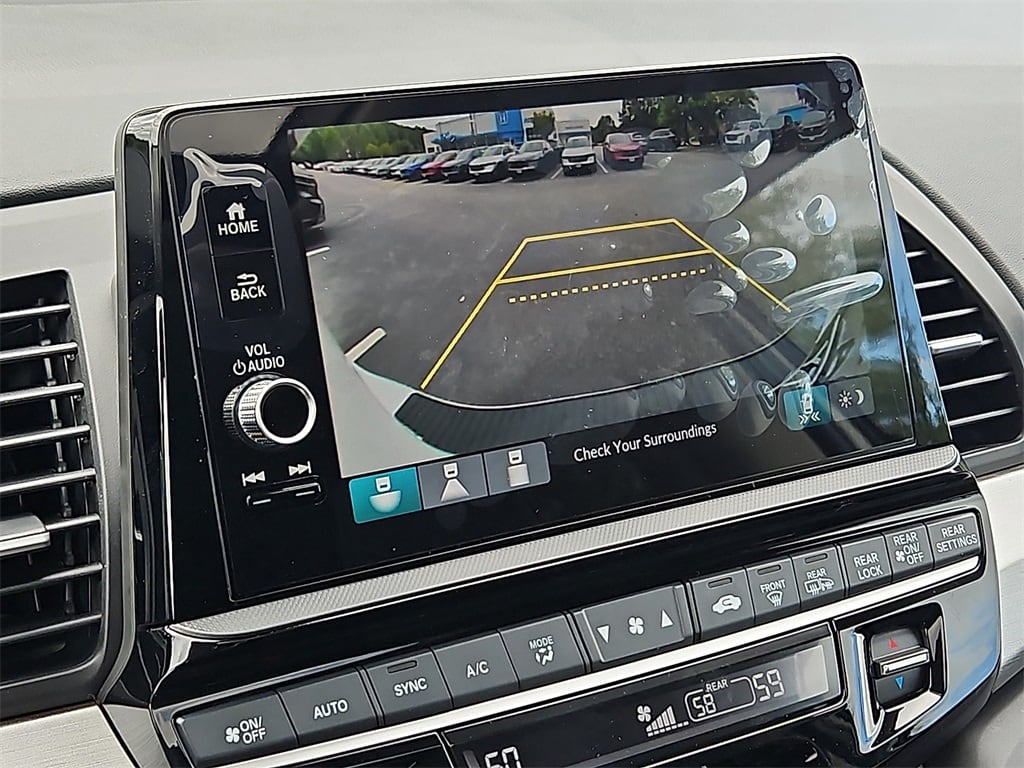 Thumbnail: 2026 Honda Odyssey - 16