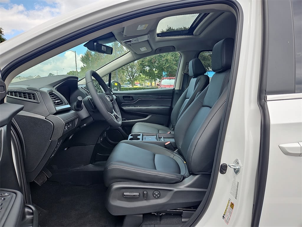 Thumbnail: 2026 Honda Odyssey - 8