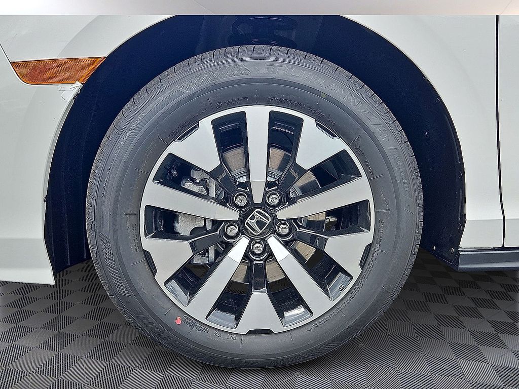 Thumbnail: 2026 Honda Odyssey - 5
