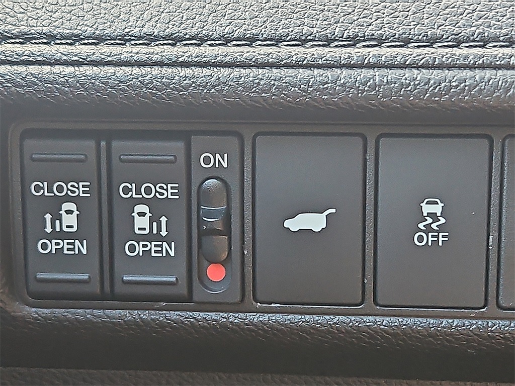 Thumbnail: 2026 Honda Odyssey - 18