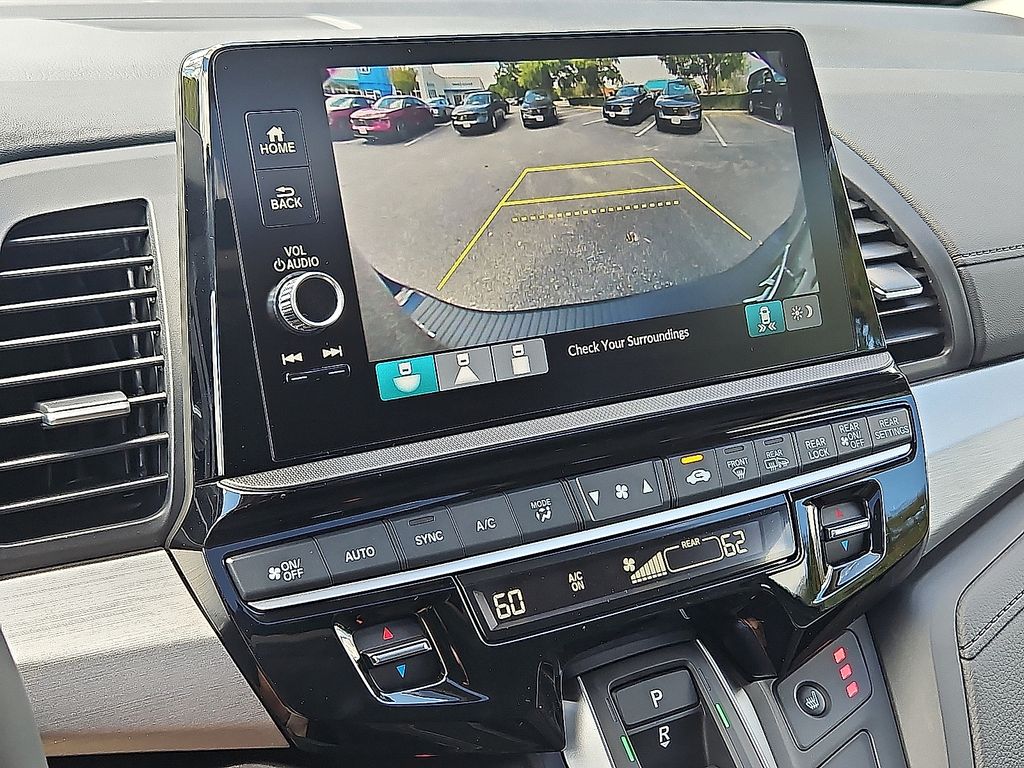 Thumbnail: 2026 Honda Odyssey - 15