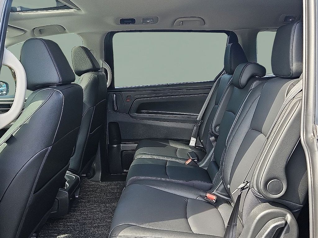 Thumbnail: 2026 Honda Odyssey - 8
