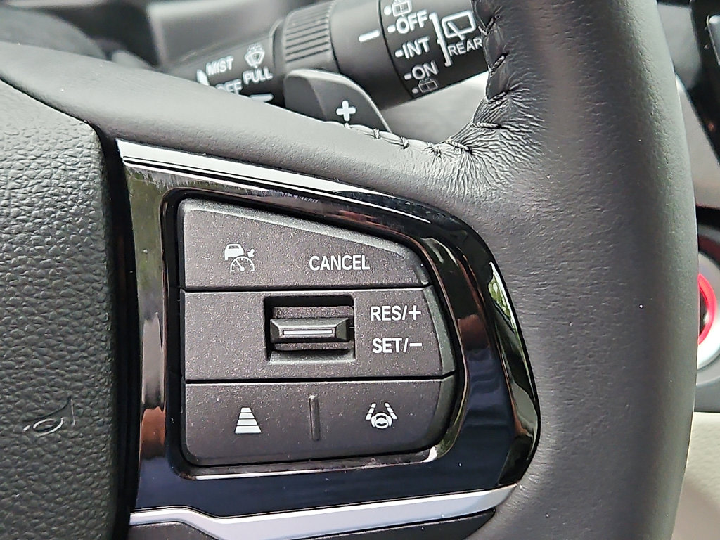 Thumbnail: 2025 Honda Odyssey - 28