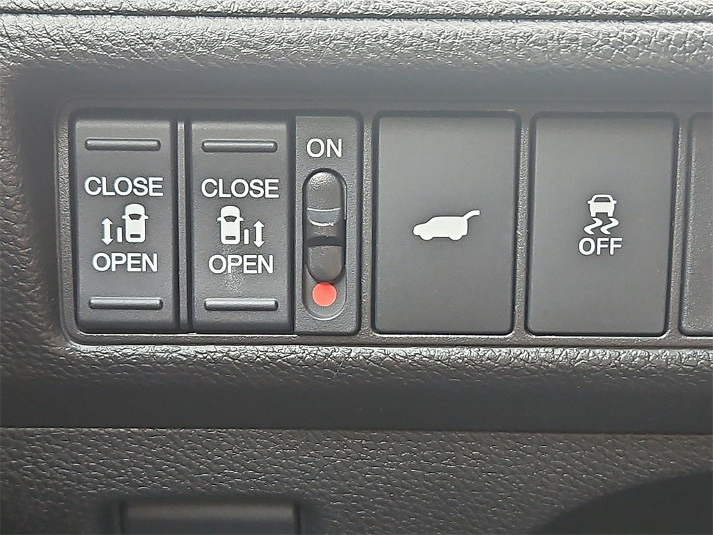 Thumbnail: 2026 Honda Odyssey - 18