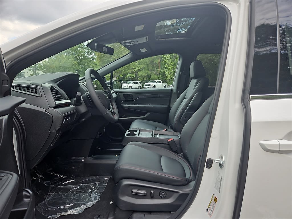 Thumbnail: 2026 Honda Odyssey - 7