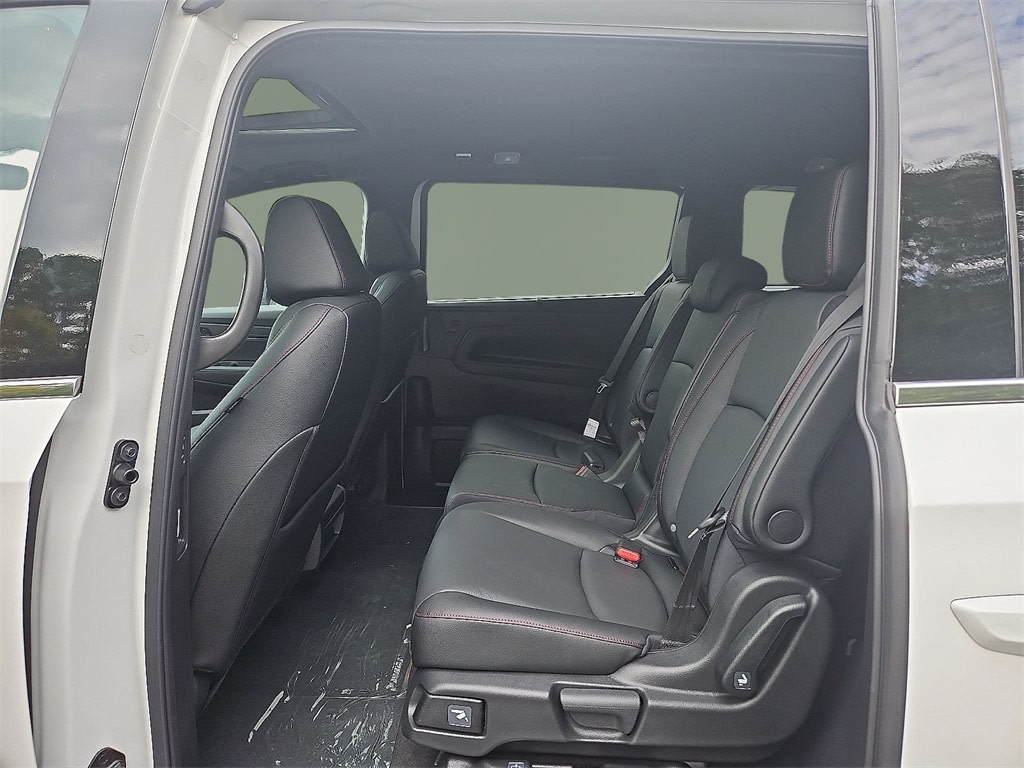 Thumbnail: 2026 Honda Odyssey - 8