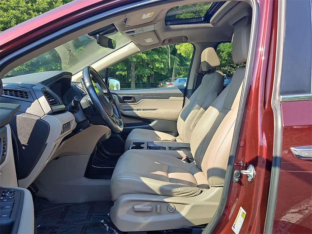 Thumbnail: 2019 Honda Odyssey - 11