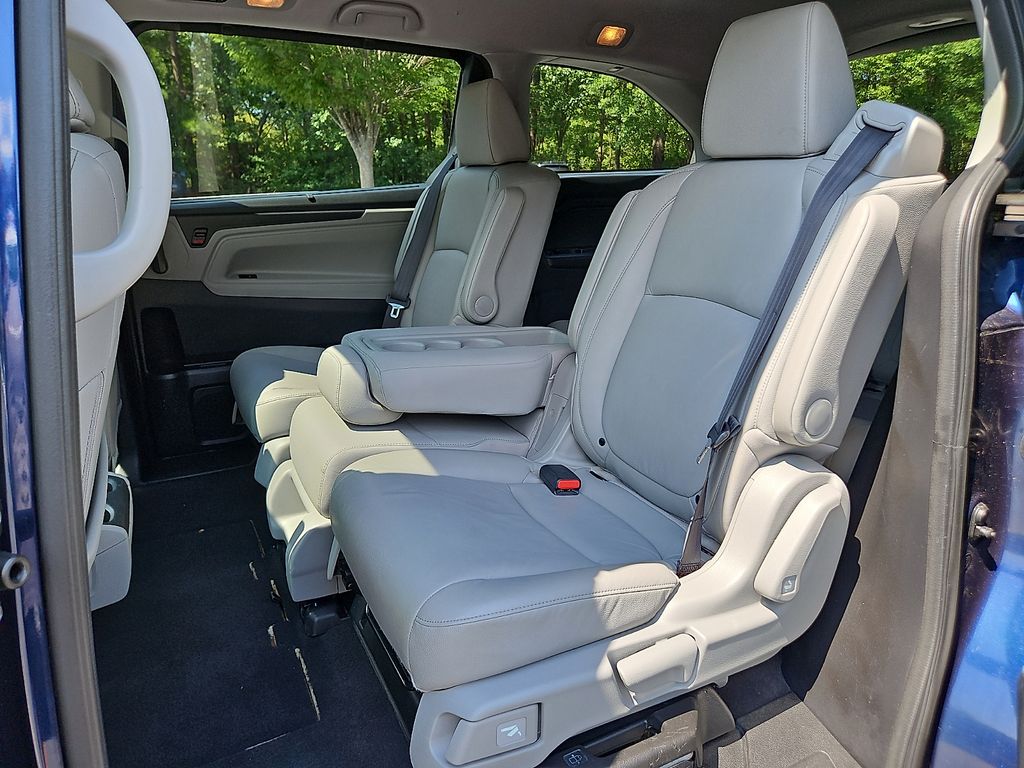 Thumbnail: 2018 Honda Odyssey - 12