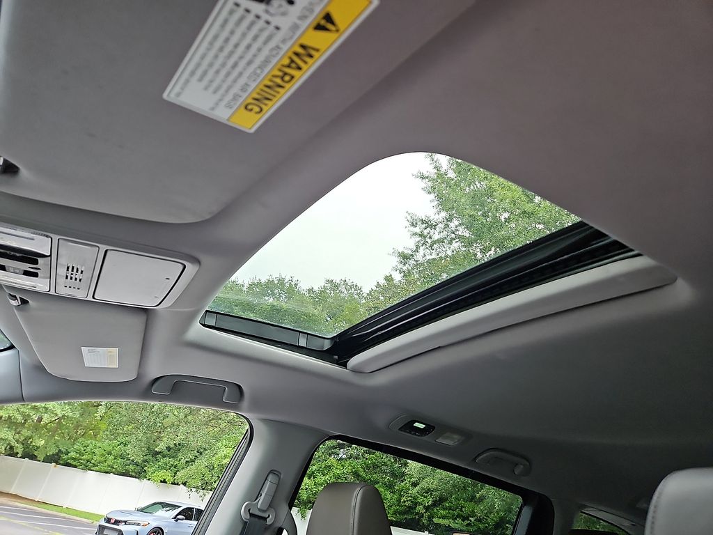 Thumbnail: 2019 Honda Odyssey - 24