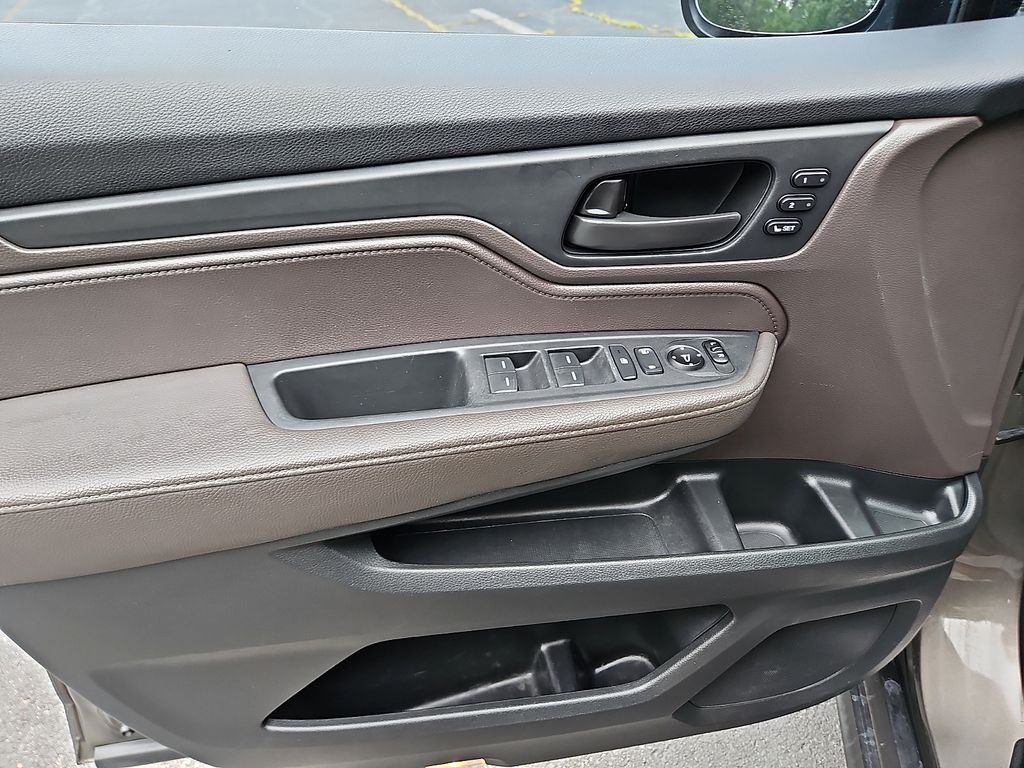 Thumbnail: 2019 Honda Odyssey - 23