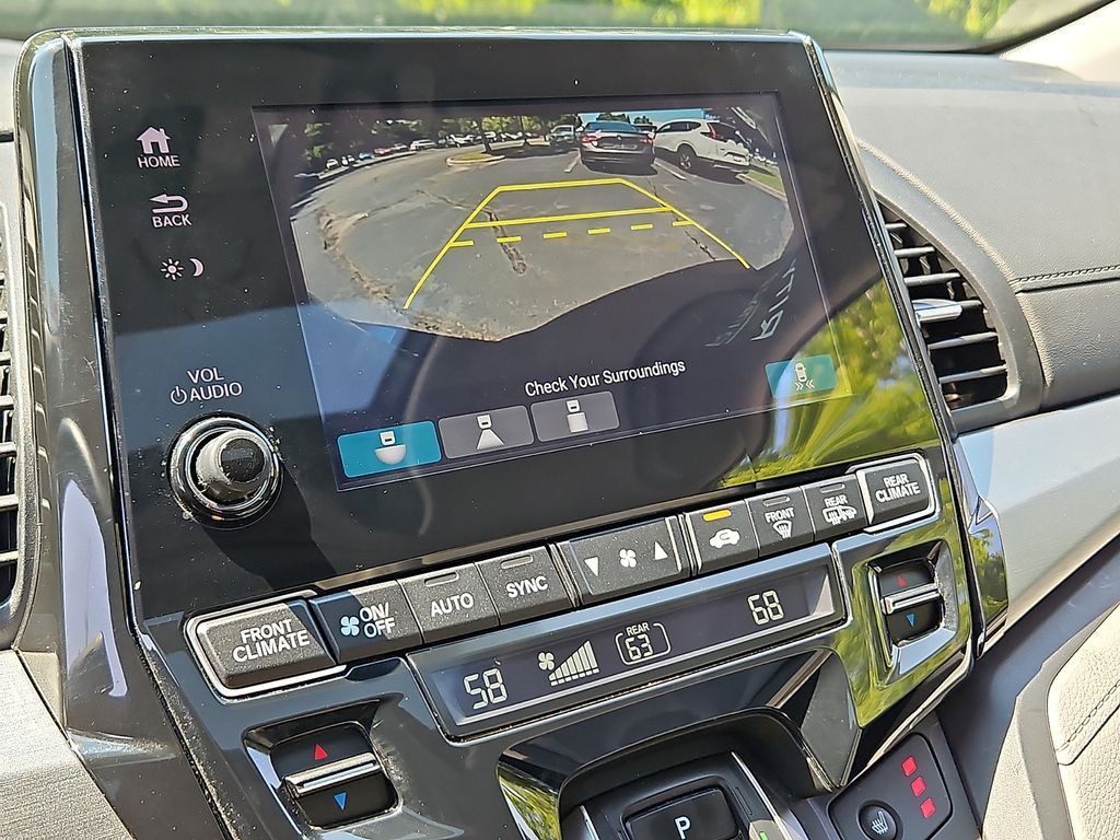 Thumbnail: 2020 Honda Odyssey - 26
