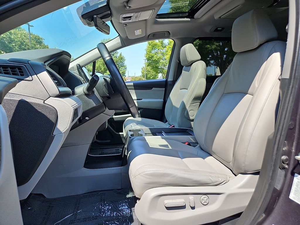 Thumbnail: 2020 Honda Odyssey - 11