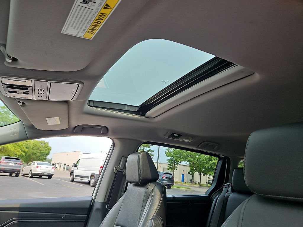 Thumbnail: 2021 Honda Odyssey - 22
