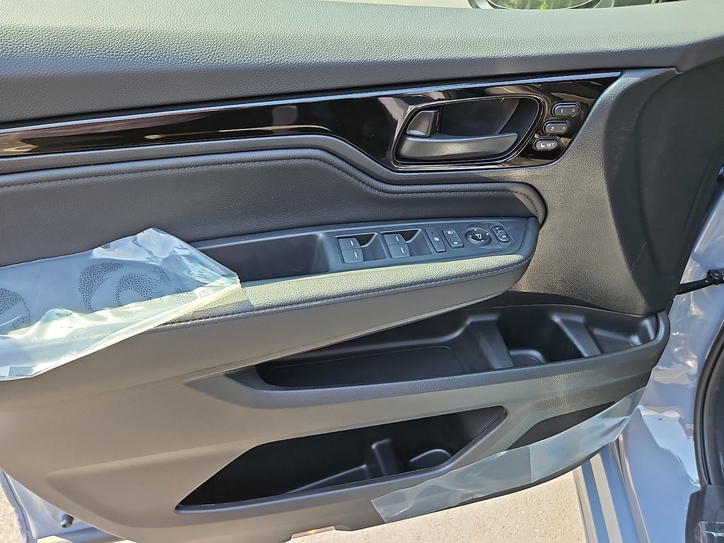 Thumbnail: 2026 Honda Odyssey - 14