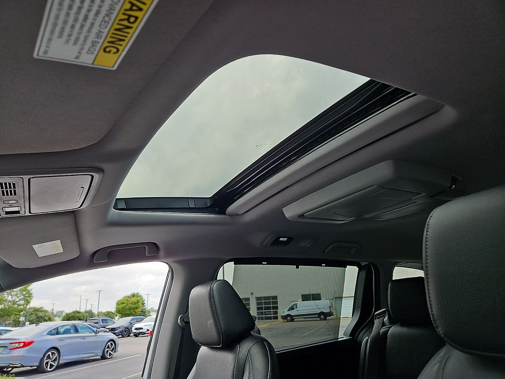 Thumbnail: 2024 Honda Odyssey - 25
