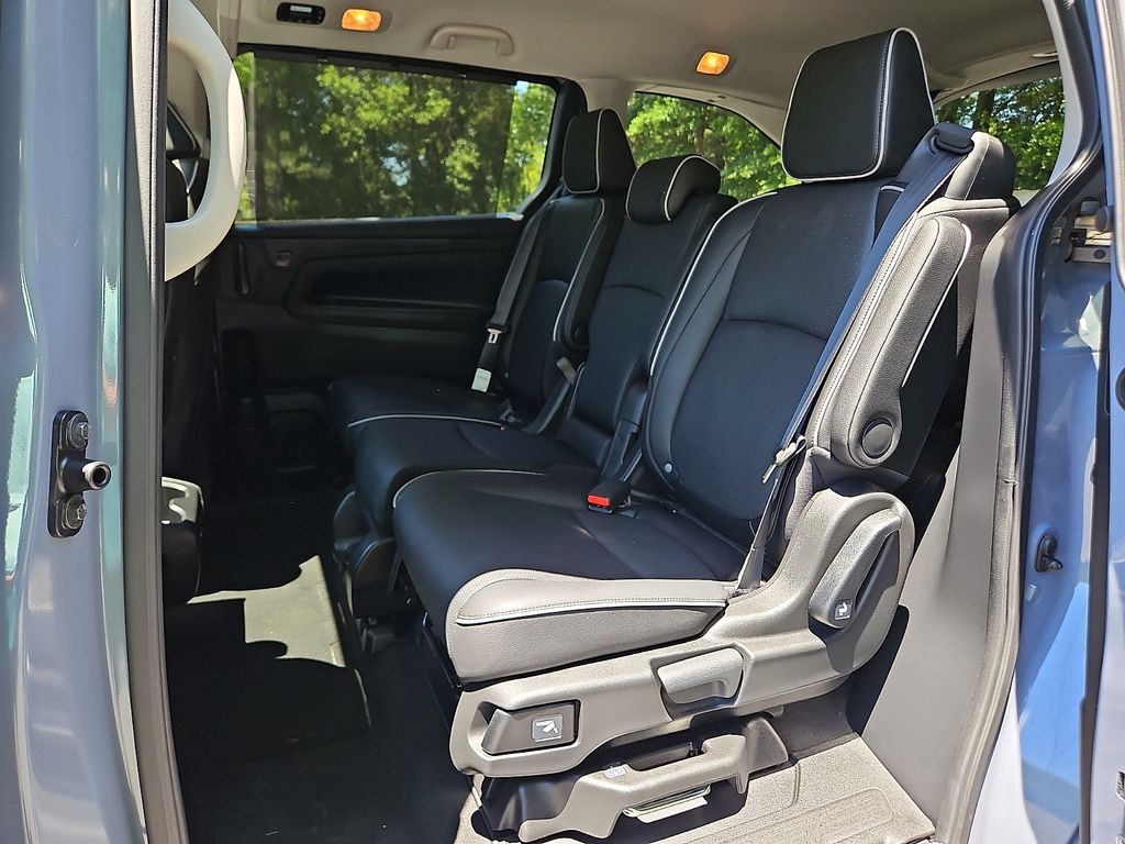 Thumbnail: 2025 Honda Odyssey - 12