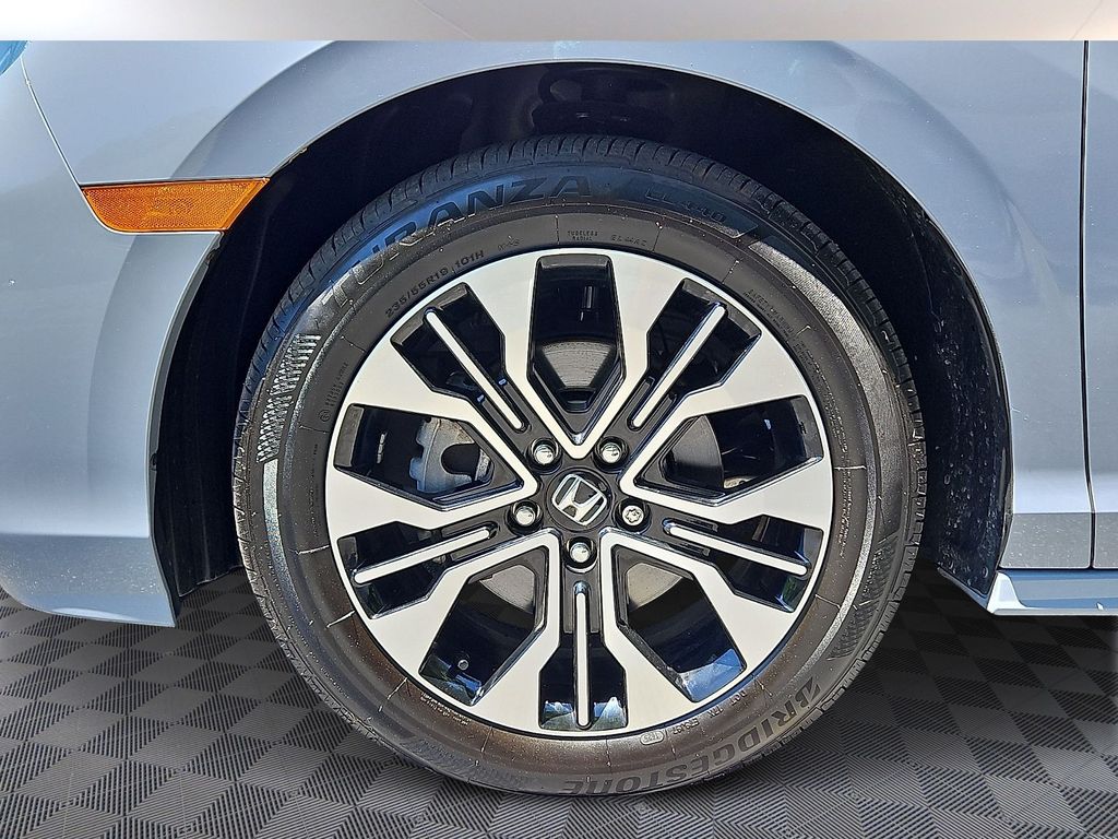 Thumbnail: 2025 Honda Odyssey - 8