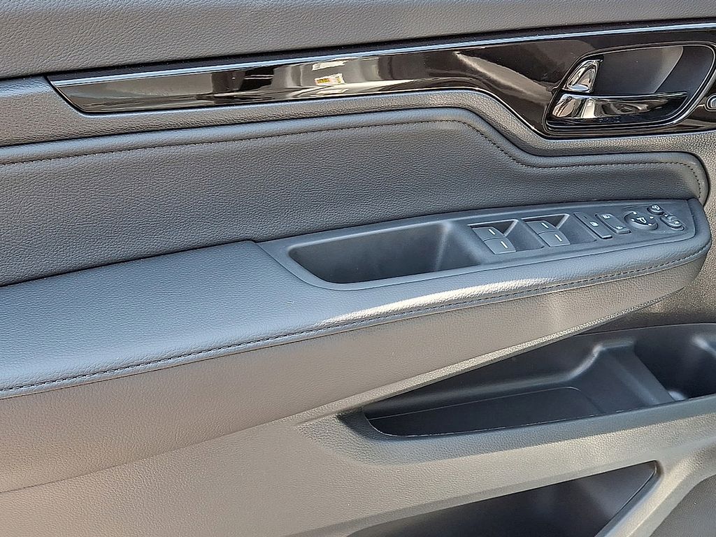 Thumbnail: 2026 Honda Odyssey - 16