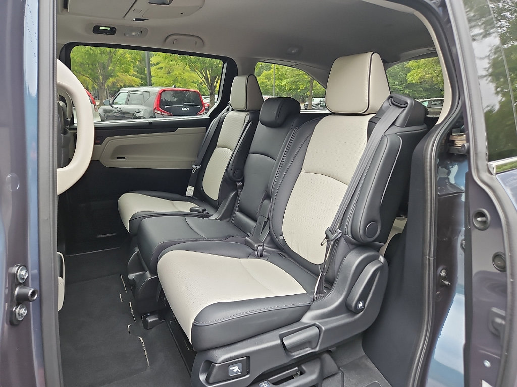 Thumbnail: 2026 Honda Odyssey - 12