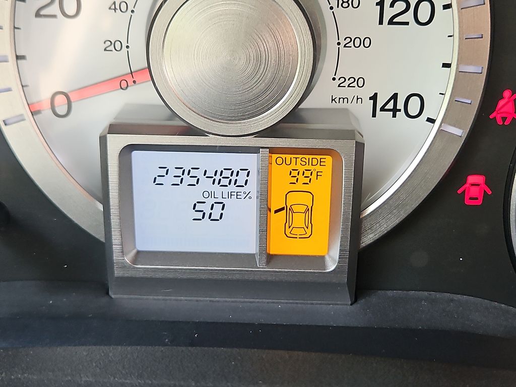 Thumbnail: 2011 Honda Pilot - 25