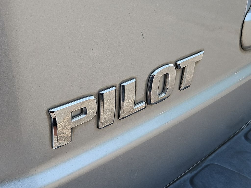 Thumbnail: 2011 Honda Pilot - 7