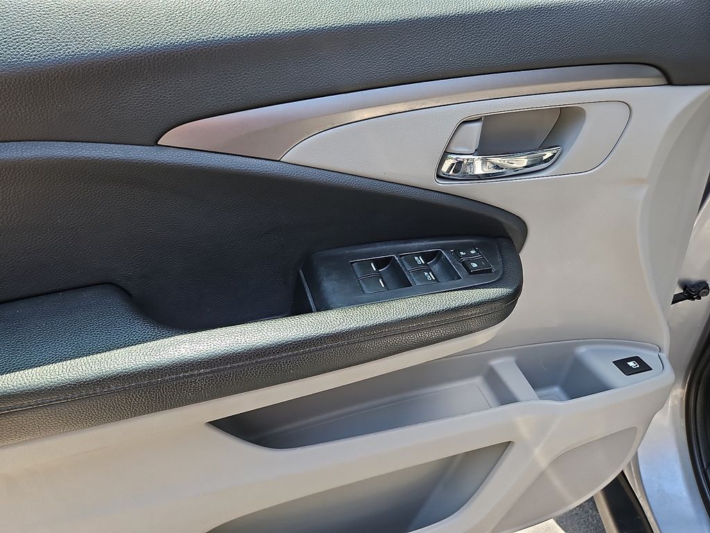Thumbnail: 2020 Honda Pilot - 23