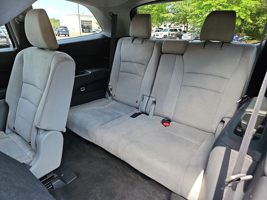 Thumbnail: 2020 Honda Pilot - 21