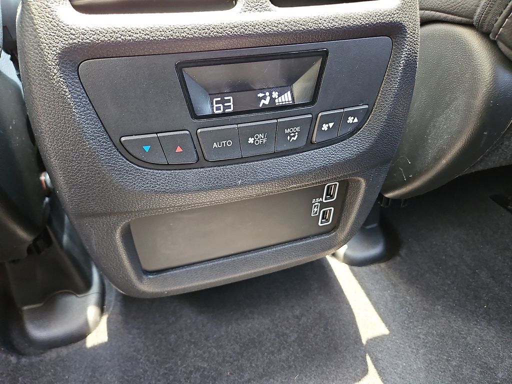 Thumbnail: 2020 Honda Pilot - 21