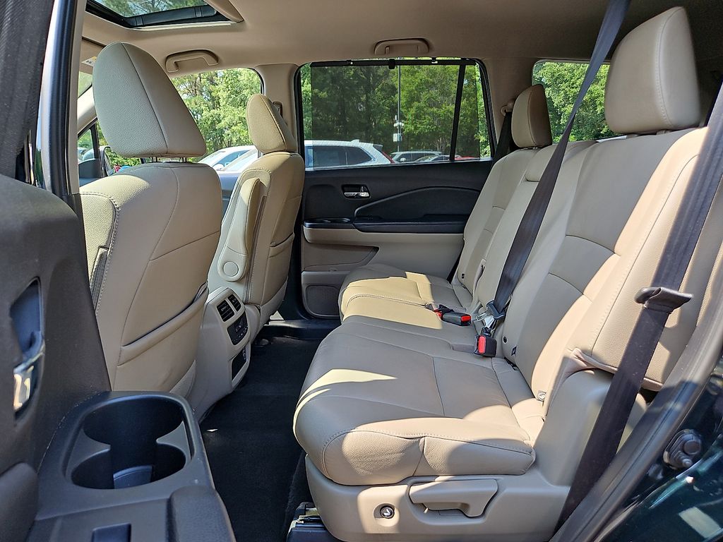 Thumbnail: 2020 Honda Pilot - 12