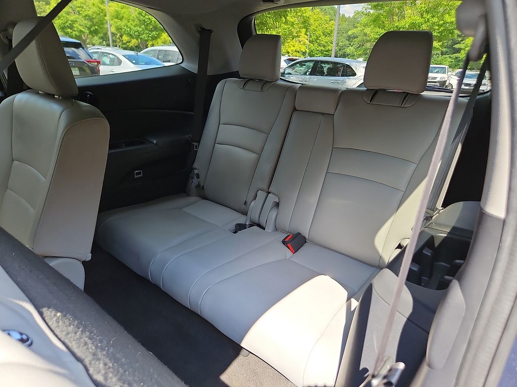 Thumbnail: 2019 Honda Pilot - 21