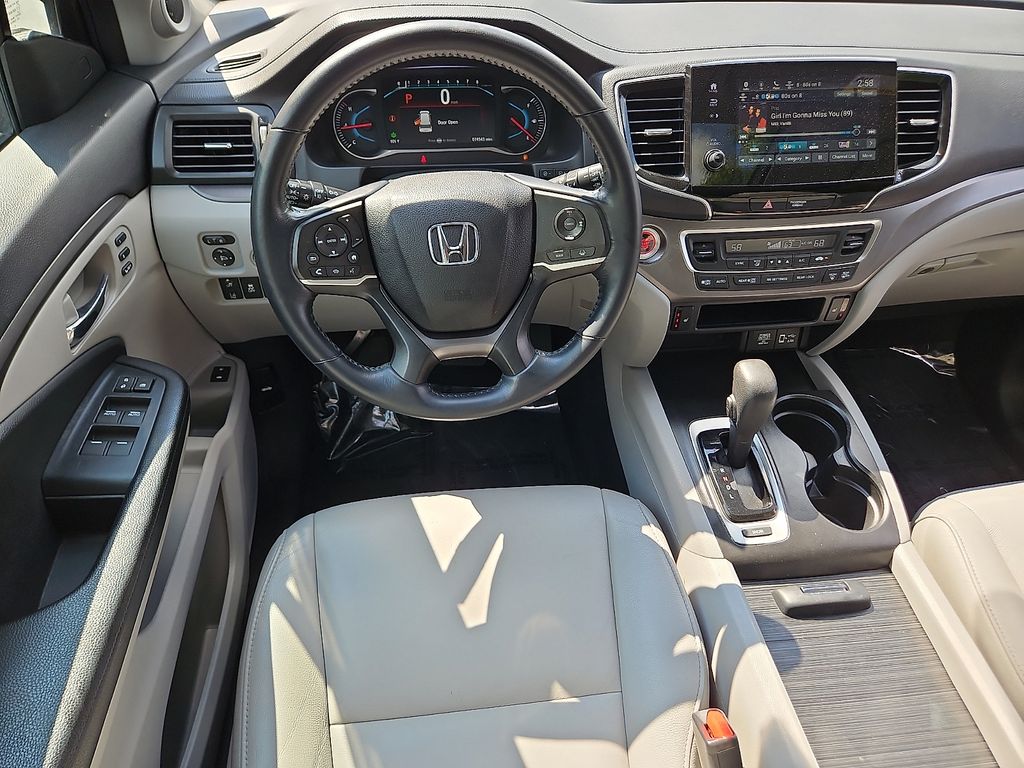 Thumbnail: 2019 Honda Pilot - 2