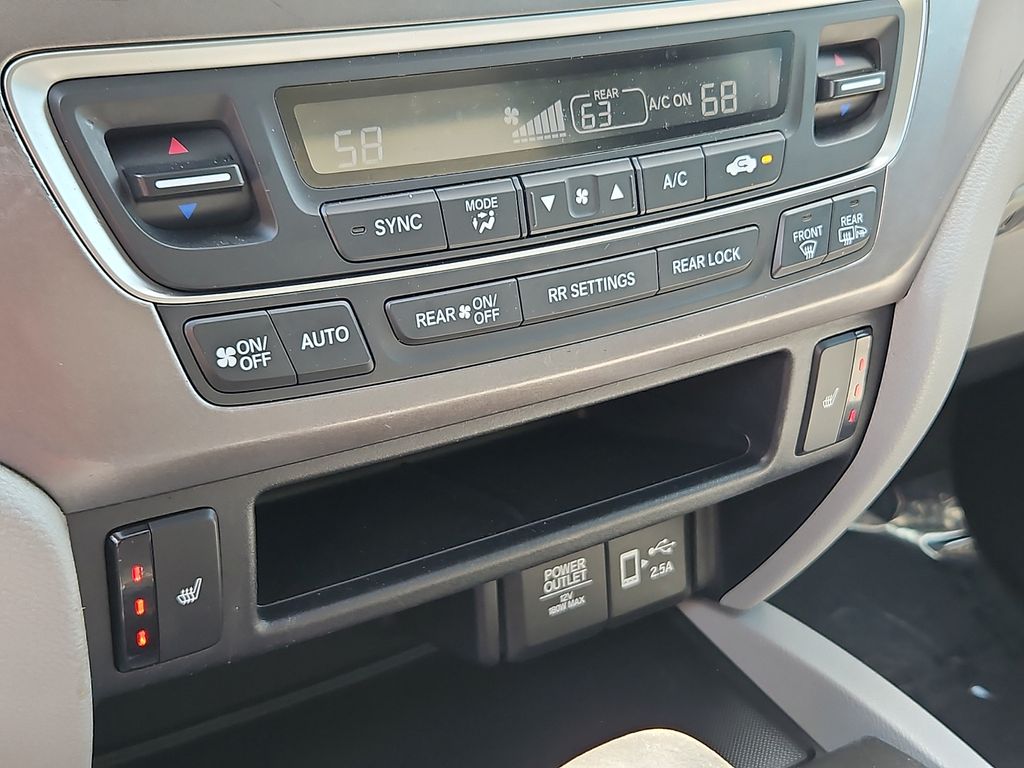 Thumbnail: 2019 Honda Pilot - 25