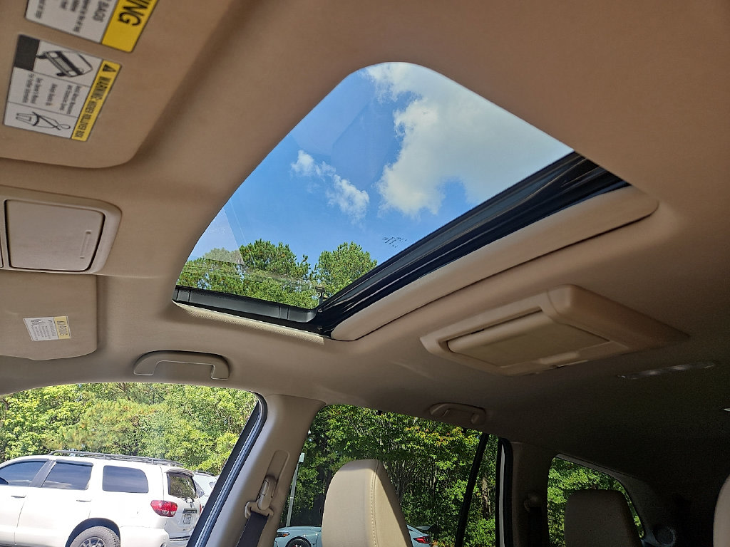 Thumbnail: 2016 Honda Pilot - 9