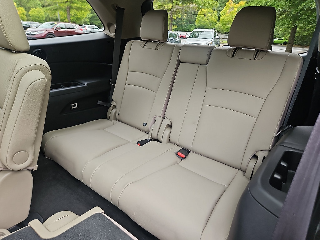 Thumbnail: 2021 Honda Pilot - 21