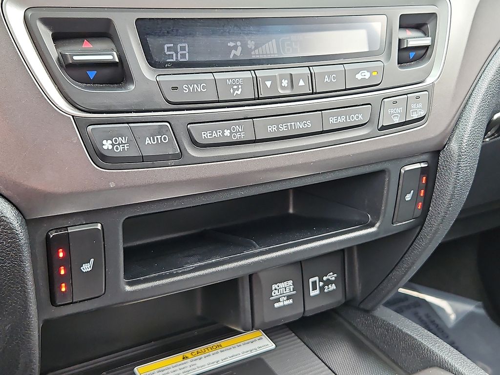 Thumbnail: 2021 Honda Pilot - 26