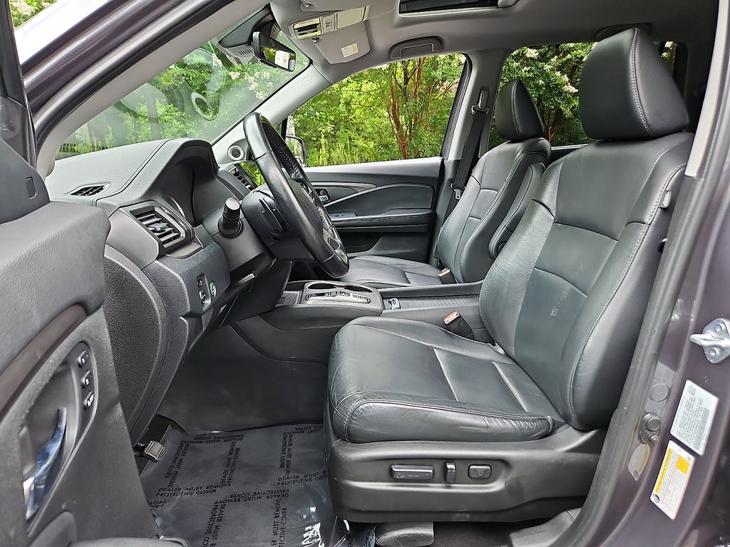 Thumbnail: 2021 Honda Pilot - 11