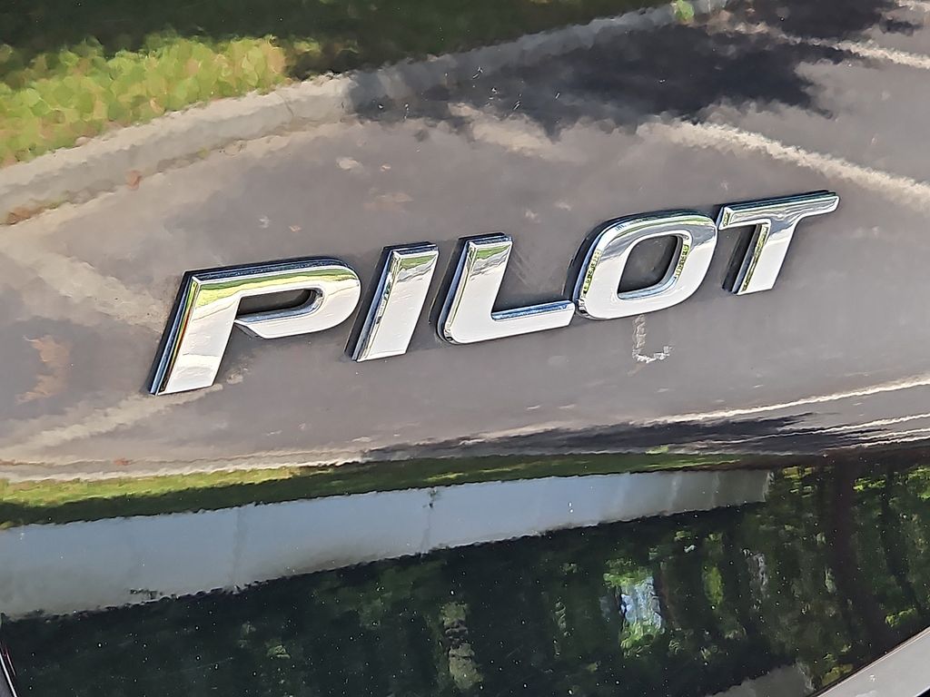 Thumbnail: 2021 Honda Pilot - 7