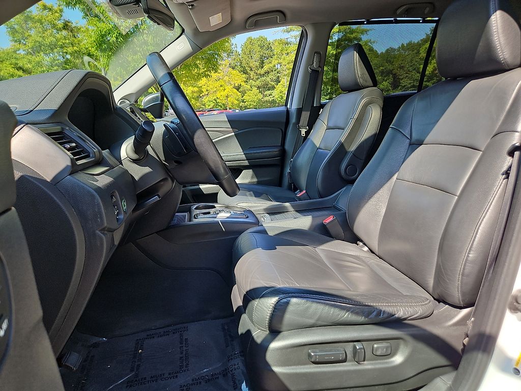 Thumbnail: 2021 Honda Pilot - 11