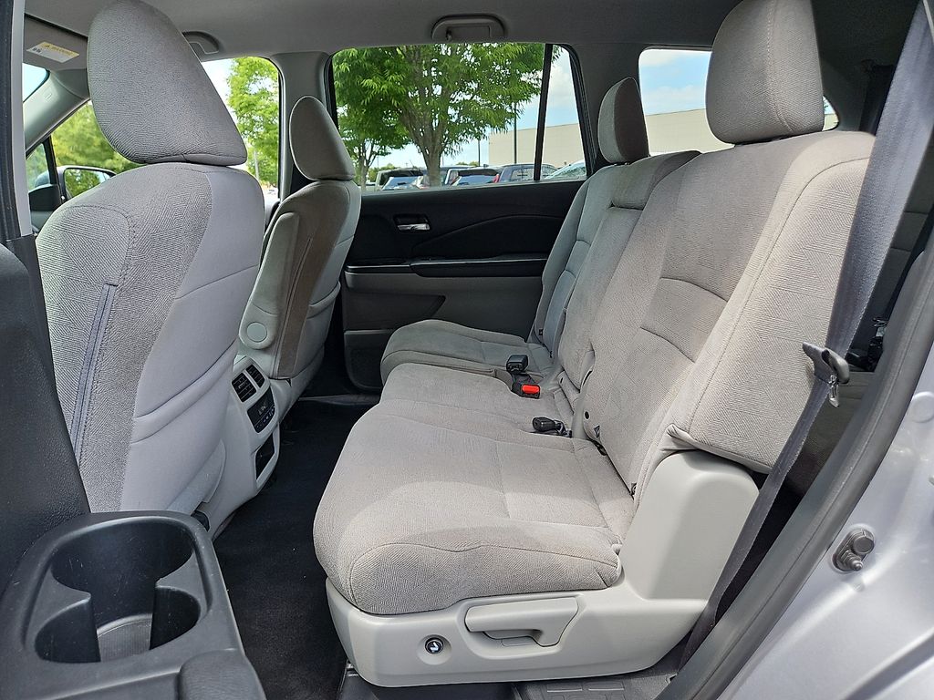 Thumbnail: 2020 Honda Pilot - 12