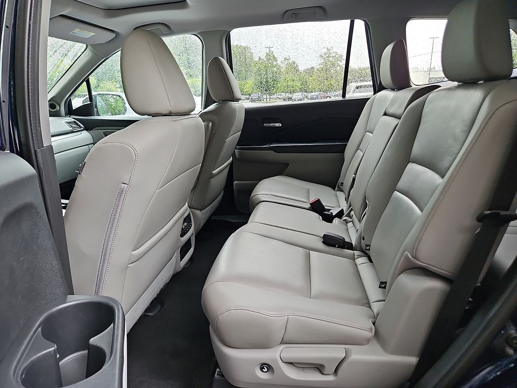 Thumbnail: 2016 Honda Pilot - 12
