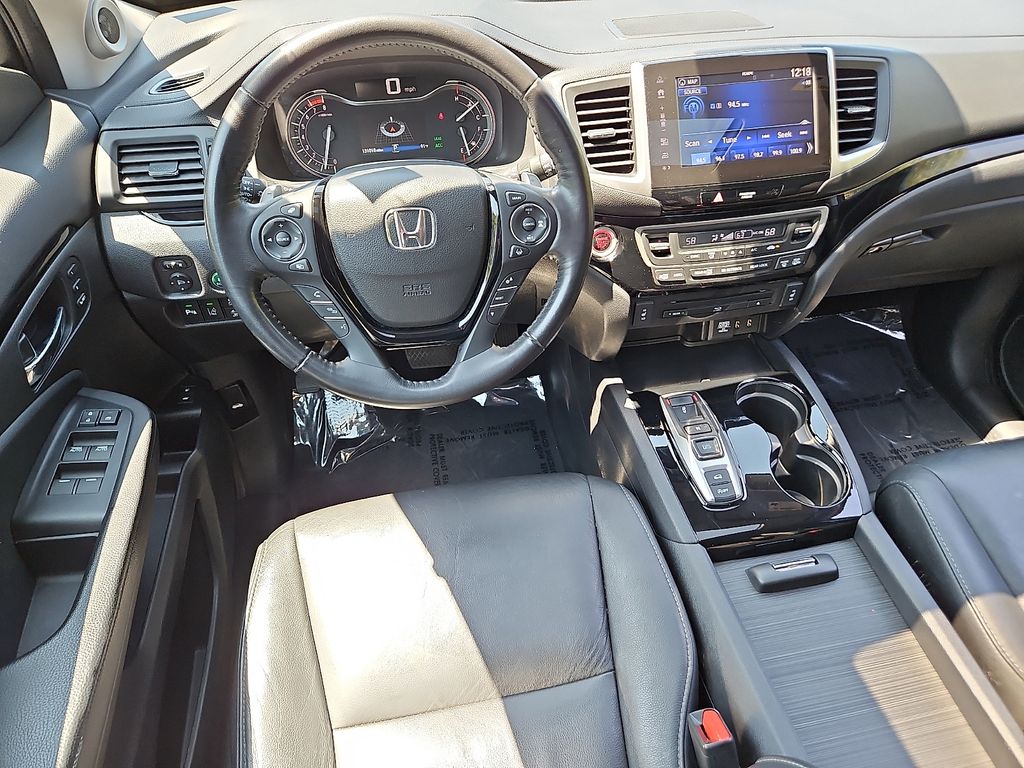 Thumbnail: 2018 Honda Pilot - 2